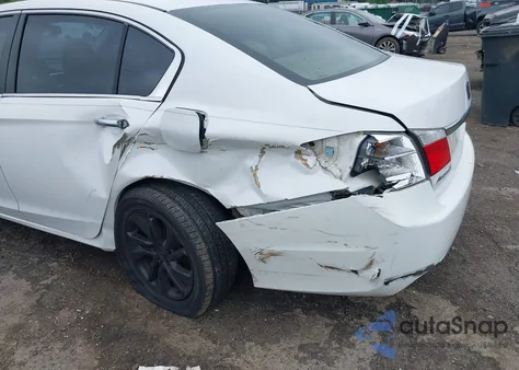 2015 Honda Accord Lx z USA, uszkodzony, nr VIN 1HGCR2F37FA172739